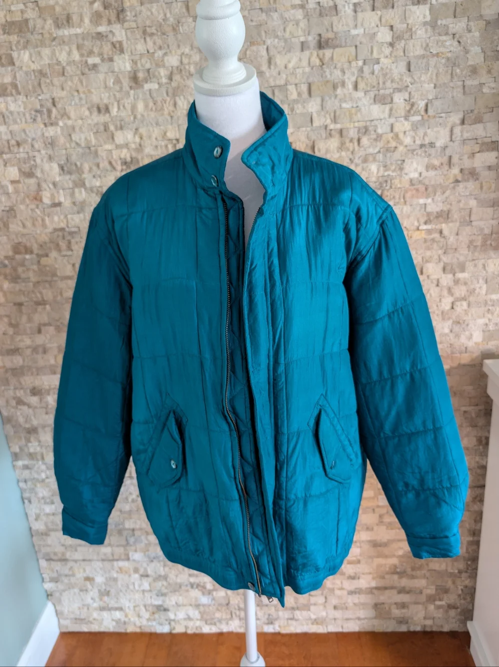Vintage 90s Clio 100% Silk Quilted Puffer Turquoise Teal Sz M Statement Jacket